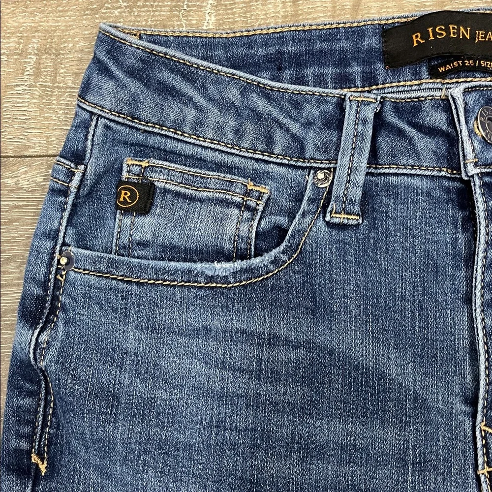 Risen Jeans size 26/3 skinny raw ankle hem - Picture 3 of 7